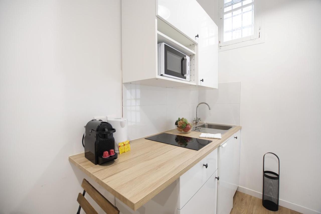 Great Studio Near The Eiffel Tower Париж Екстериор снимка