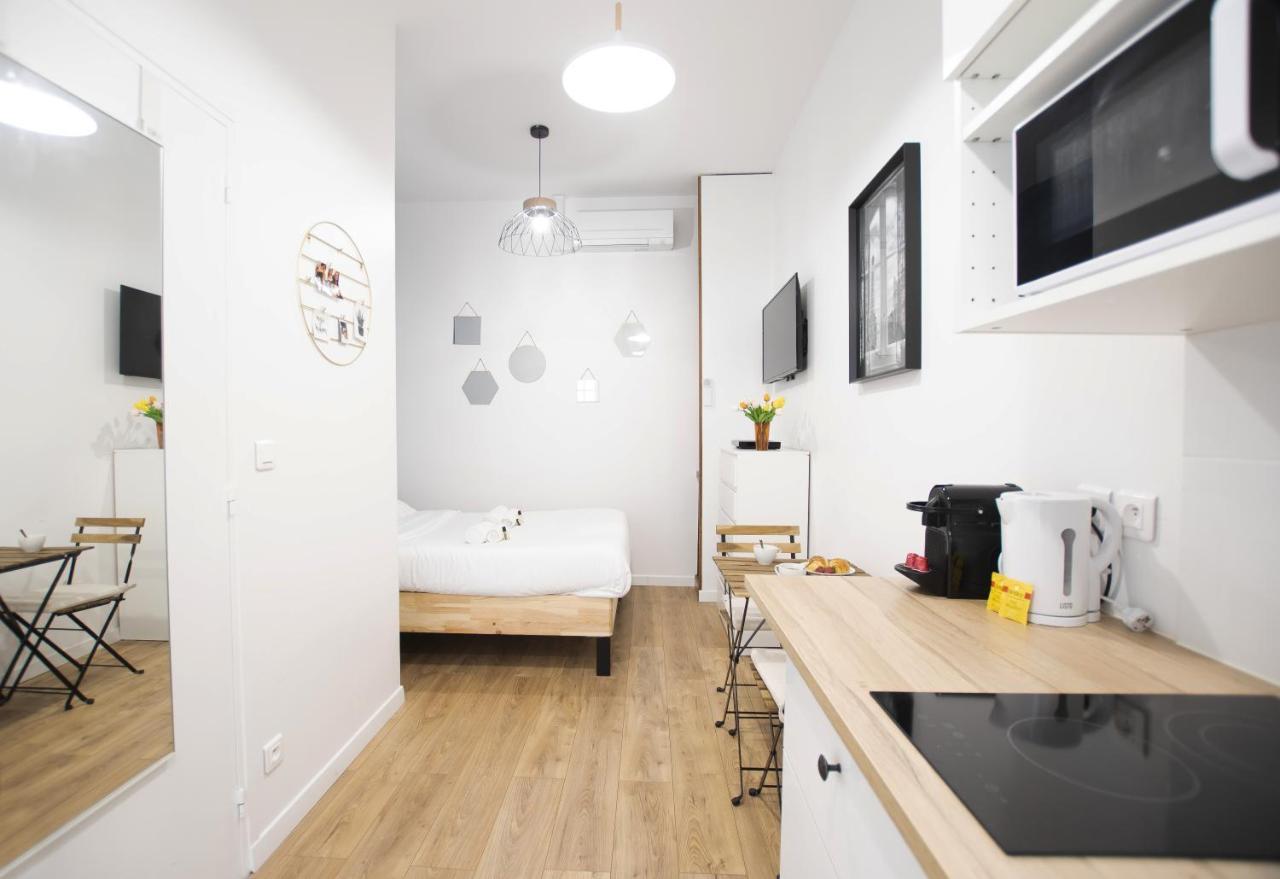 Great Studio Near The Eiffel Tower Париж Екстериор снимка