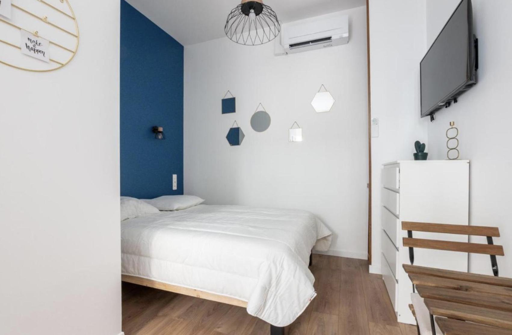 Great Studio Near The Eiffel Tower Париж Екстериор снимка